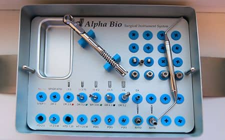 Trusa chirurgicala de implantologie AlphaBio